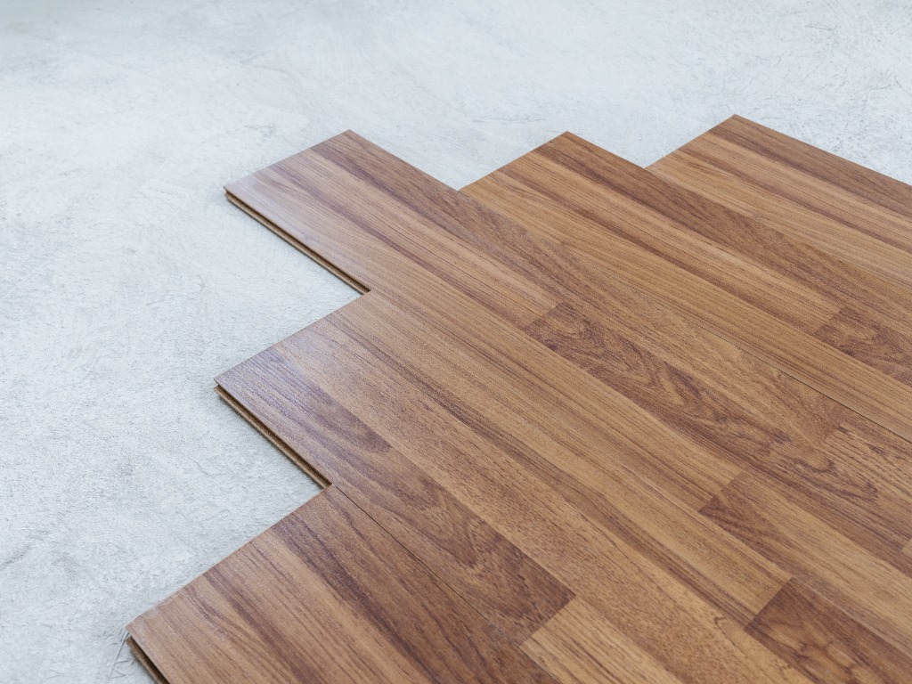 laminate flooring fitting cost